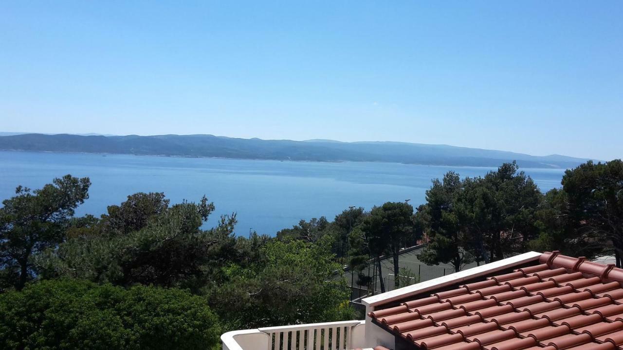 Guest House Fenix Brela Bagian luar foto