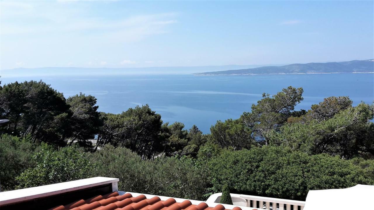 Guest House Fenix Brela Bagian luar foto